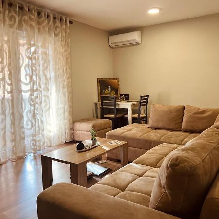 Casa Mia - Modern Apartment Near The City Center Tirana Exterior foto